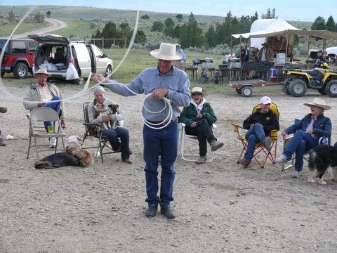 Buck Brannaman rope tricks